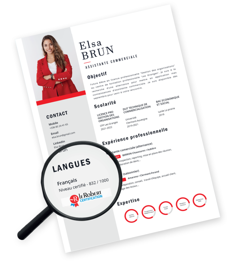 Exemple de CV avec la Certification en langue française Le Robert, illustrant la mention du niveau de français certifié sur un profil professionnel